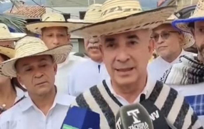 Bernal: “En momentos complejos reafirmamos nuestras raíces en unidad patriota”