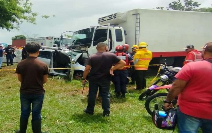 Dos muertos en un choque vía Barinas