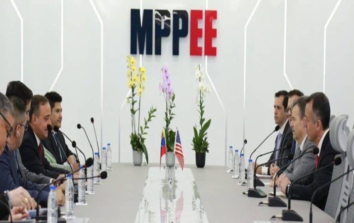 EEUU y gobierno interino acuerdan plan para reconstruir el sistema eléctrico