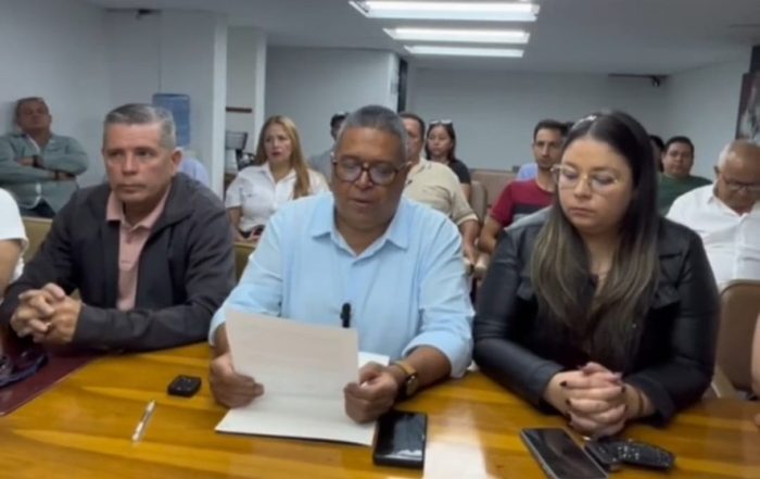 Táchira: Renuncian militantes del partido de Manuel Rosales