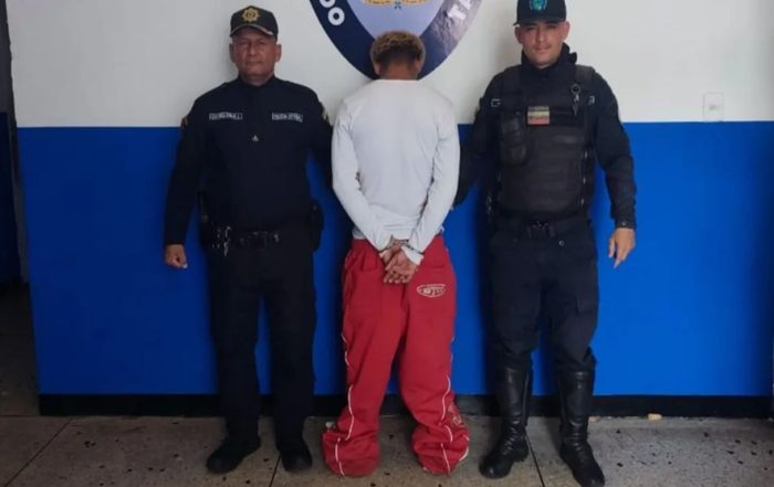 Detenidos dos motopiruetas y dos solicitados por drogas