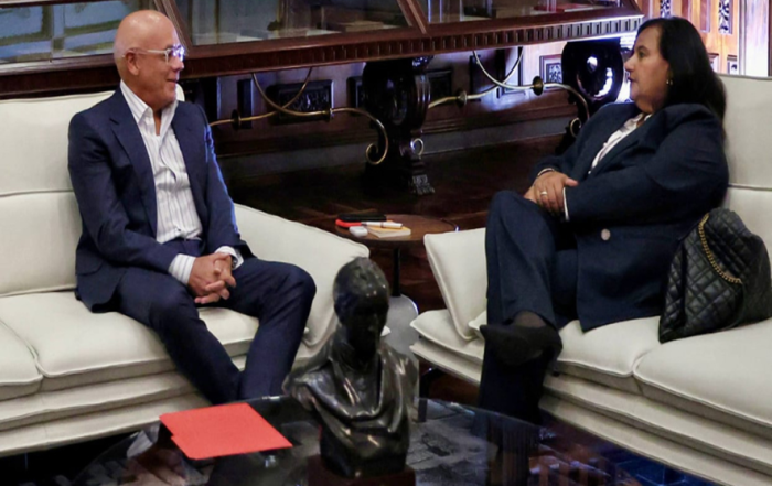 EEUU sienta a negociar a la AN de Figuera y la de Rodríguez para mover la transición en Venezuela