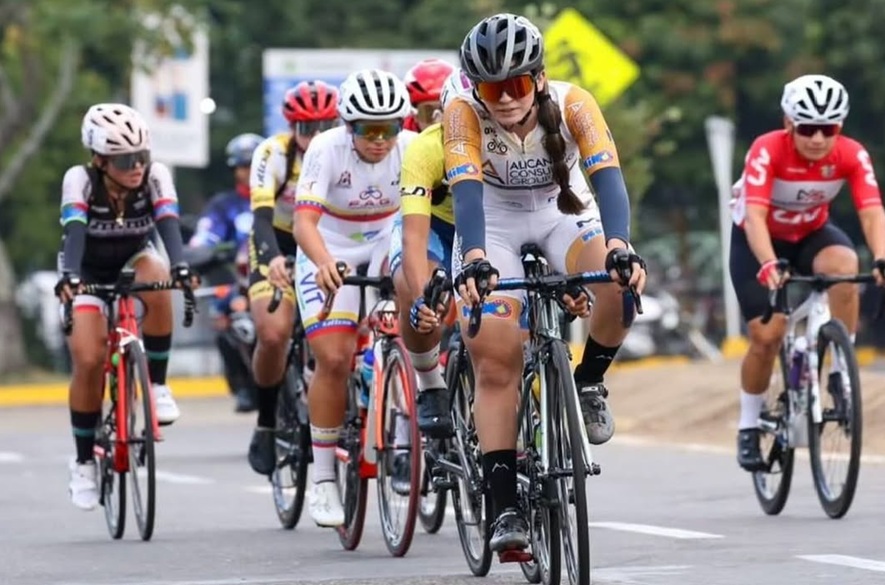 Equipo de ciclismo del Táchira presente en campeonato de Pista