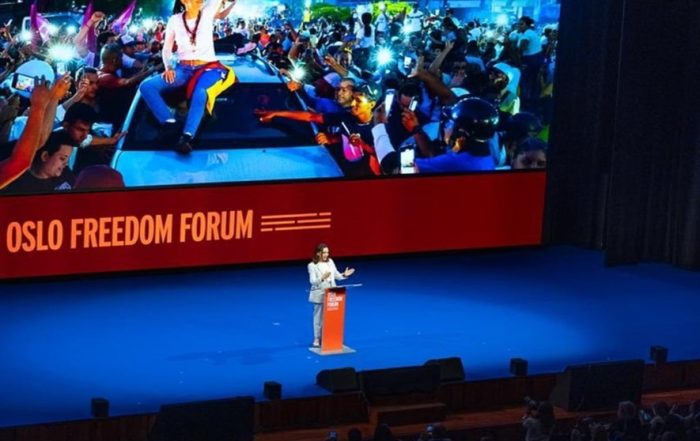María Corina: En Venezuela necesitamos una transición pacífica, creíble y disciplinada