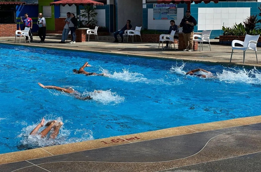 Táchira: Equipo de natación rumbo a los juegos nacionales