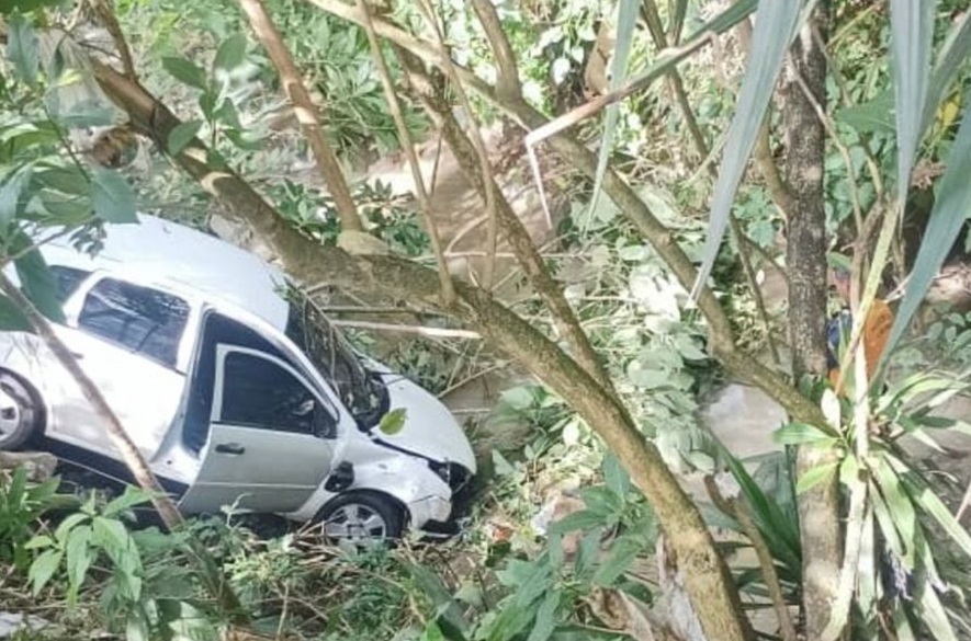 Vehículo cayó a una quebrada por falla mecánica en Táriba