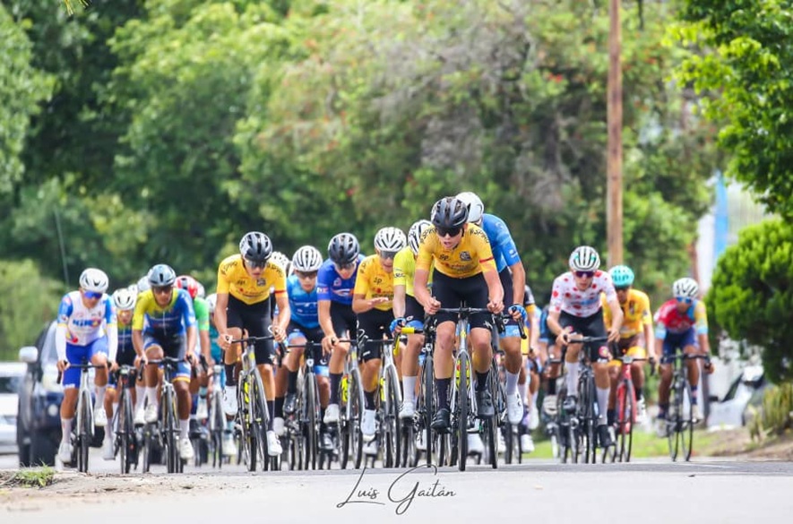 Yoneison García se impone en la etapa de San Cristóbal de la vuelta de la juventud