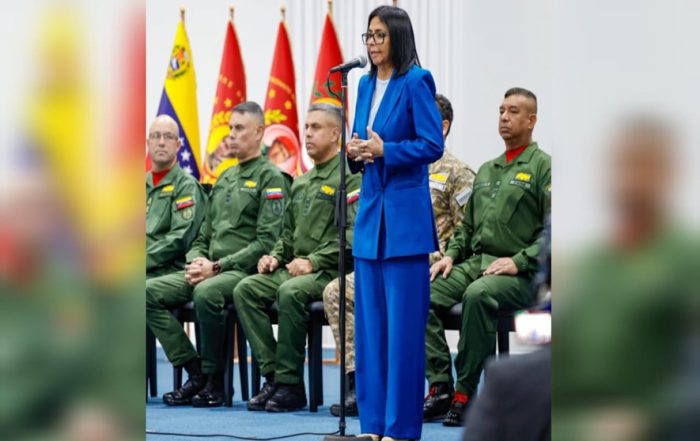 Delcy Rodríguez lideró acto de ascensos de la Guardia de Honor y la DGCIM