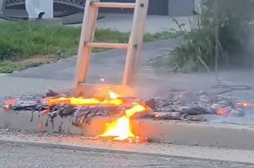 Pareja muere electrocutada mientras caminaban juntos