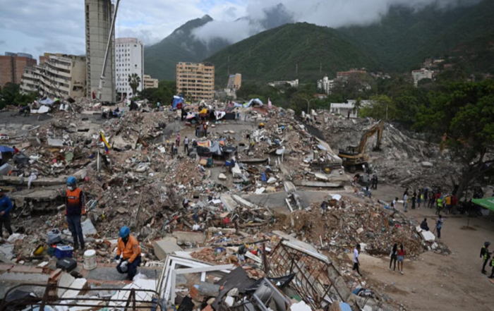 Van más de 5 mil muertos luego del terremoto en Venezuela