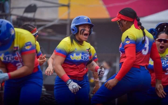  Venezuela vence a Gran Bretaña en mundial de softbol                                                            